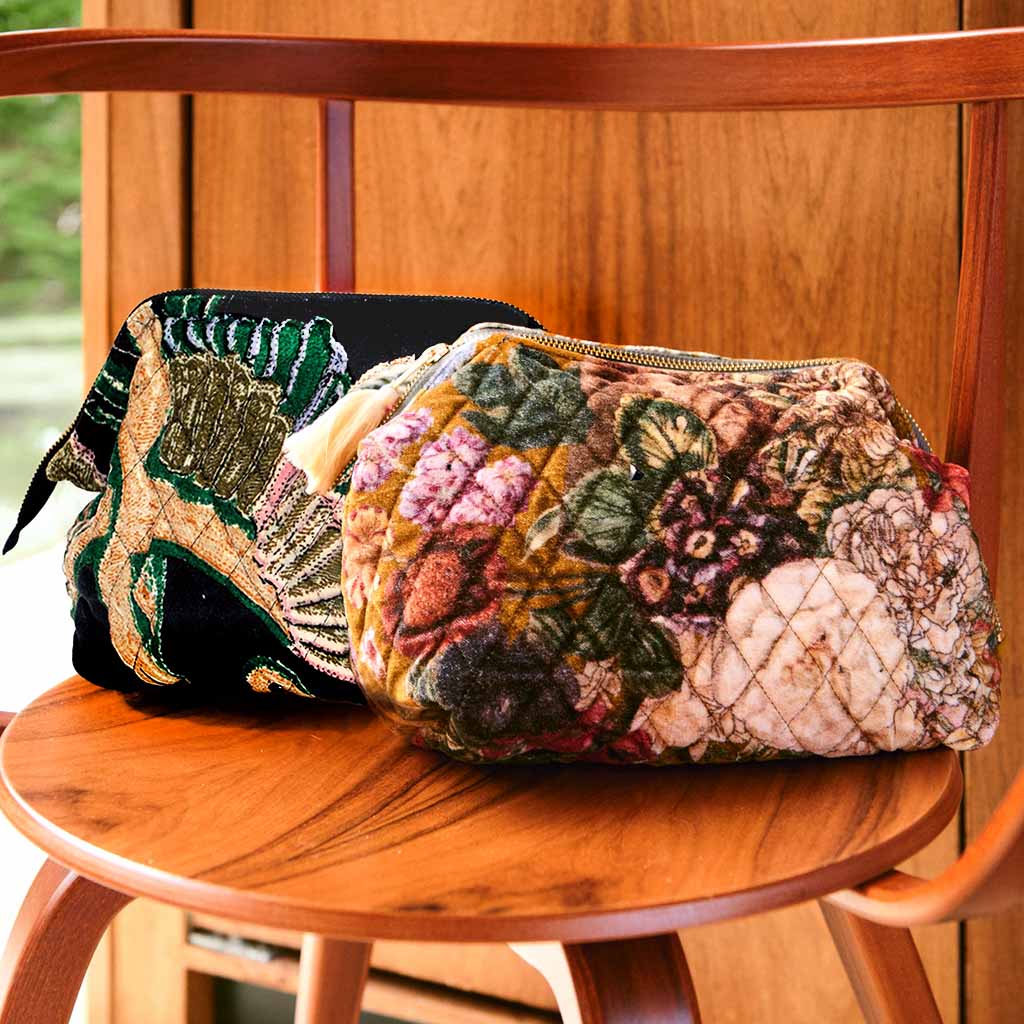 Black velvet patterned pouch with tassel