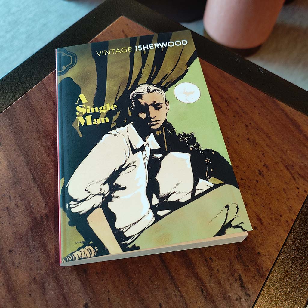 Book cover of 'A Single Man' by Vintage Isherwood with a stylized illustration of a man.
