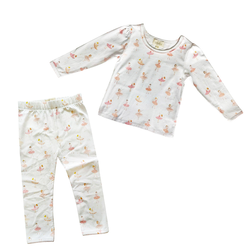Children&#39;s pyjama set with long-sleeve top and pants featuring a ballerina pattern on a white background.