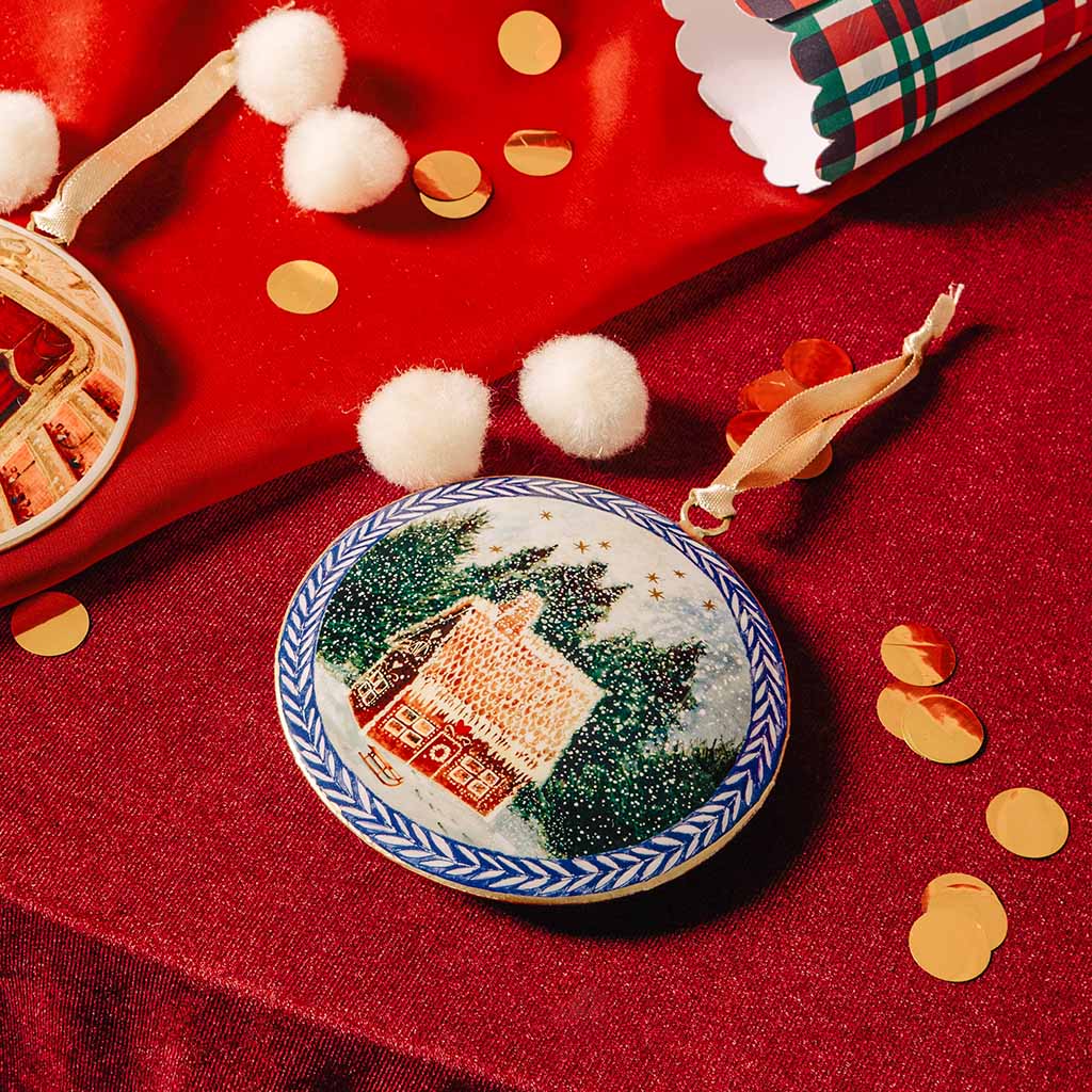 Gingerbread House Tin Decoration