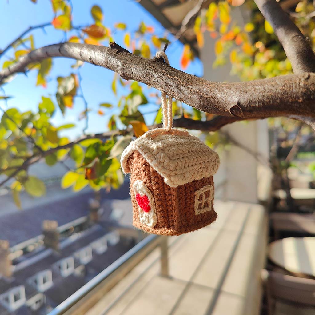 Crochet Gingerbread House Decoration