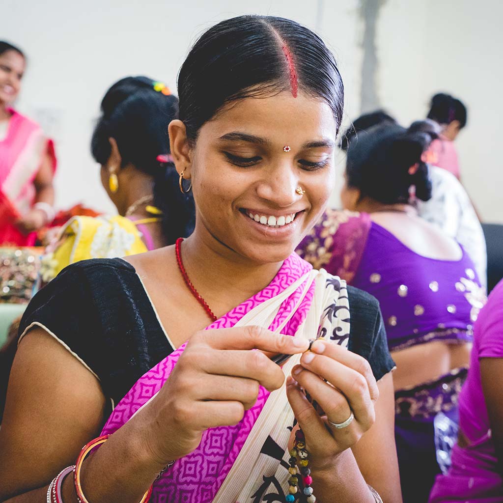 Artisan making Kantha jewellery